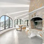 Ericito Villa